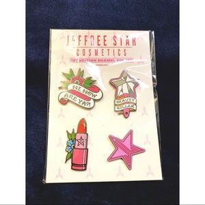 Jeffree Star Pin Set
